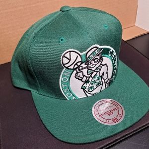 Boston Celtics Hardwood Classics Kelly Green Big Face Mitchell & Ness Snapback